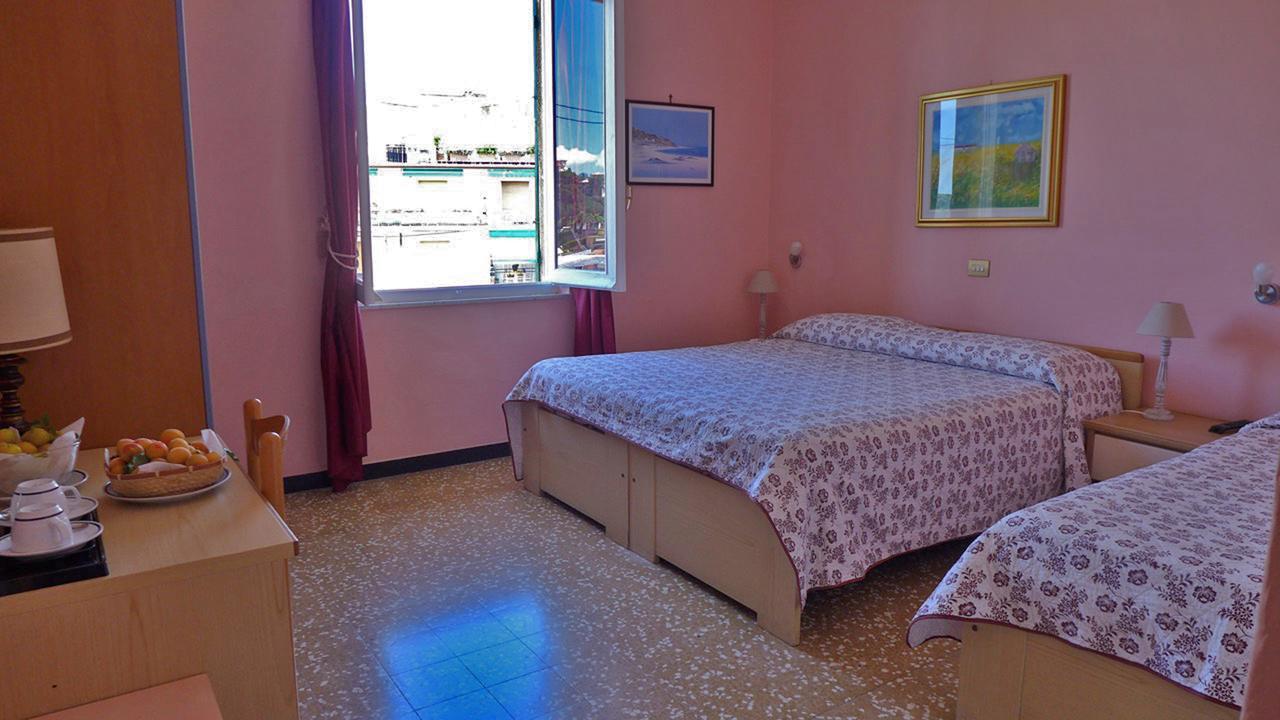 Bed And Breakfast Gioiello Celle Ligure Buitenkant foto